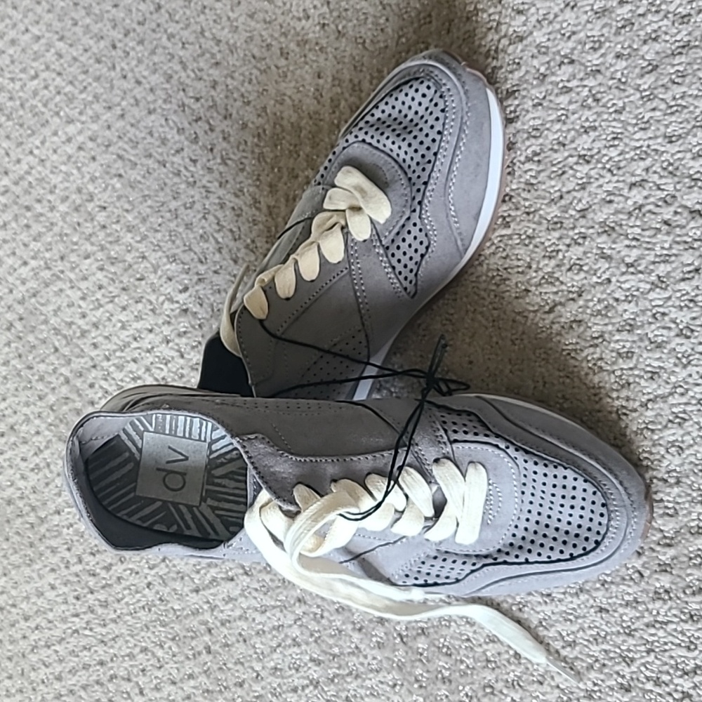 Dolce Vita Tennis Shoes